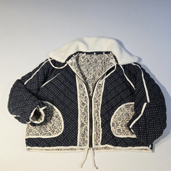 THE GREAT QUILTED NAVY & CREAM SHERPA COLLAR REVERSIBLE JACKET SZ XL - Picture 5 of 9